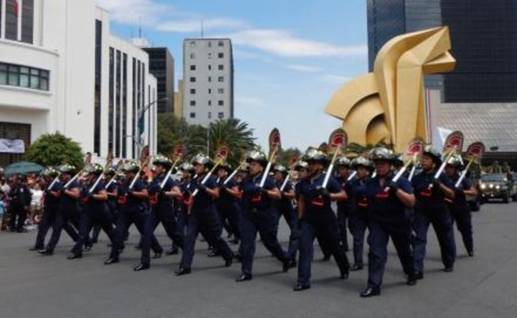 Bombero: "Nos aceptaron en Desfile tras 29 años"