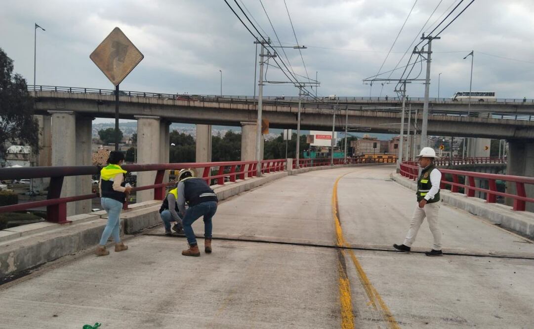 Continúa cierre de estación Santa Marta del trolebús elevado tras explosión de pipa de gas en Iztapalapa (11/09/2025). Foto: Especial