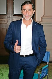 Zurita se rodea de fantasmas