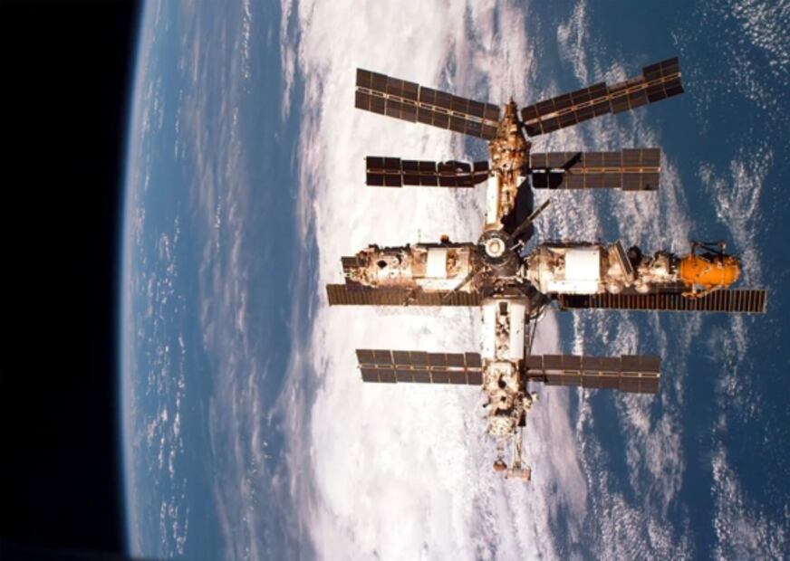 El astronauta que vivió en el espacio 326 días y rompió un récord mundial