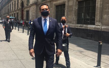 Reaparece Silvano Aureoles en Palacio Nacional; pide apoyo para pagar a maestros de Michoacán