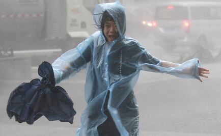 Tifón Mangkhut llega a sureste de China; reportan dos muertos