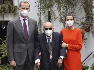 Francisco Brines, en delicado estado de salud, recibe Premio Cervantes