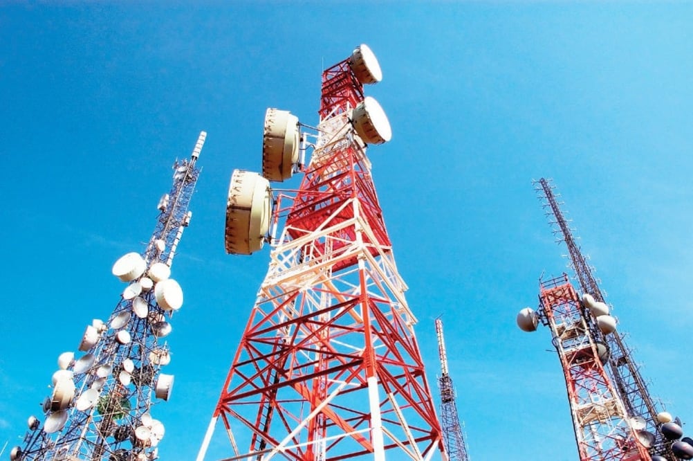 Durante el año pasado, la inversión pública en telecomunicaciones fue de mil 866 millones de pesos y la privada alcanzó los 61 mil 484 millones. Foto: ARCHIVO EL UNIVERSAL
