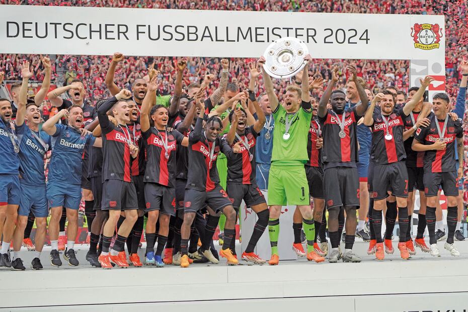 Bayer Leverkusen sella torneo invicto