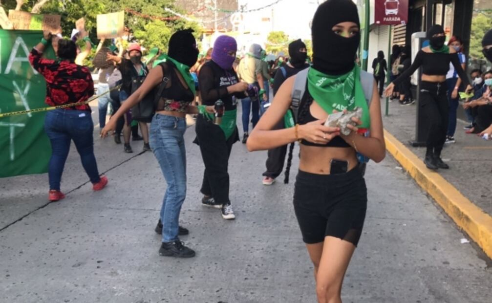 Feministas convocan a marchas a favor del aborto legal y seguro en los estados