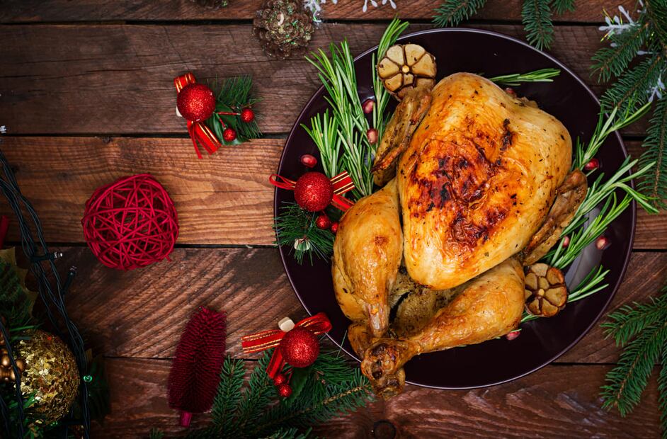 Aprende a inyectar tu pavo para la cena de Navidad. Foto: Freepik