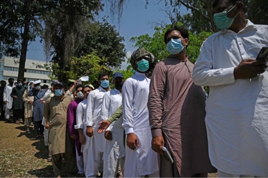 Científicos explican por qué es importante usar cubrebocas, aun estando vacunados 