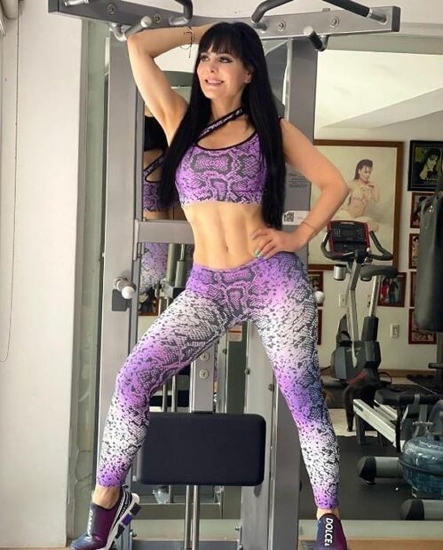 Maribel Guardia enciende Instagram con su look para ir al gym