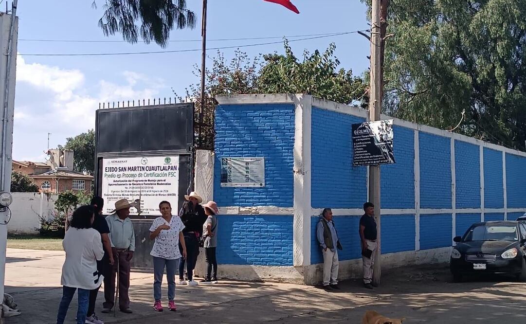 Los asaltantes exigieron que les entregaran el dinero que tenían guardado en la oficina del presidente del comisariado ejidal y abrieron uno de los cajones para sustraerlo. Foto: Especial