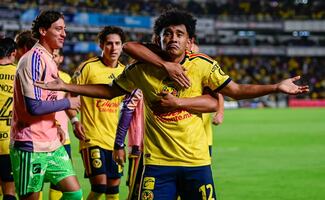 Isaías Violante salva del ridículo al América frente Querétaro