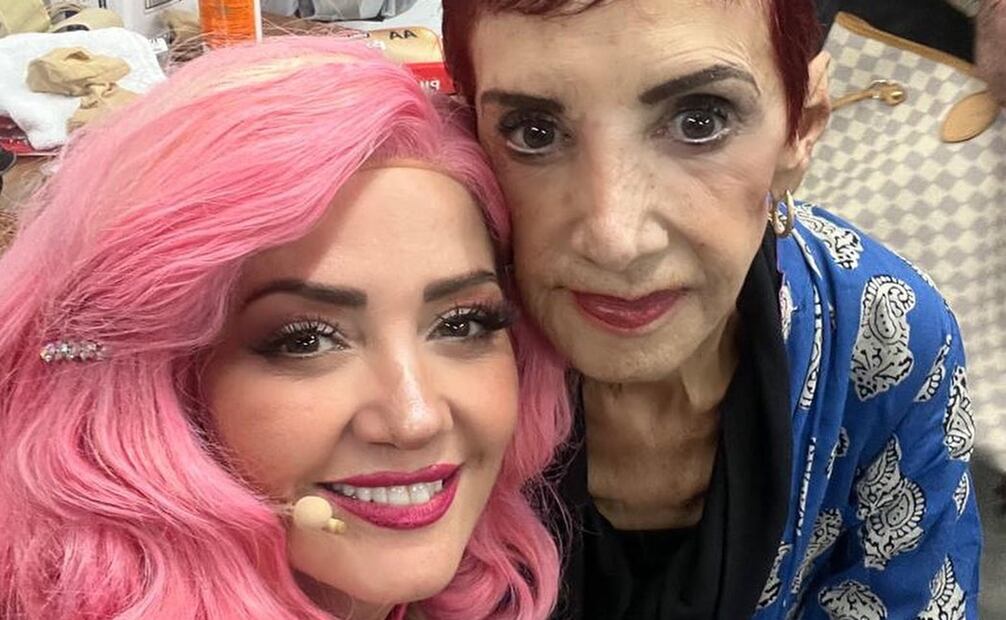 La última foto de Andrea Legarreta con su madre. Foto: Instagram.