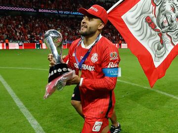 Alexis Vega advierte festejo épico tras coronarse con el Toluca; ya piensa en el bicampeonato