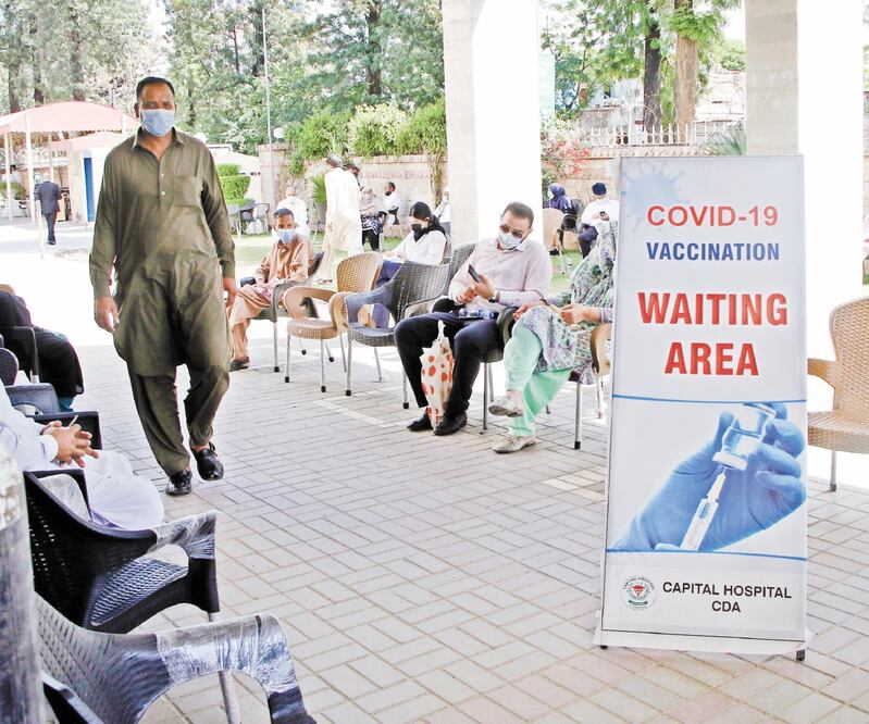 En Alemania se tomarán precaucio nes en la aplicación de la vacuna contra el Covid de Astra Zeneca en personas mayores de 60 años de edad. Foto: EFE