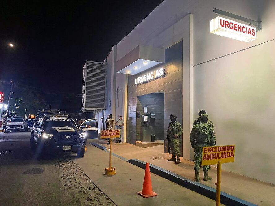 Héctor Melesio Cuén fue atendido en un hospital privado en la zona residencial de la colonia Chapultepec, donde falleció. Foto Especial