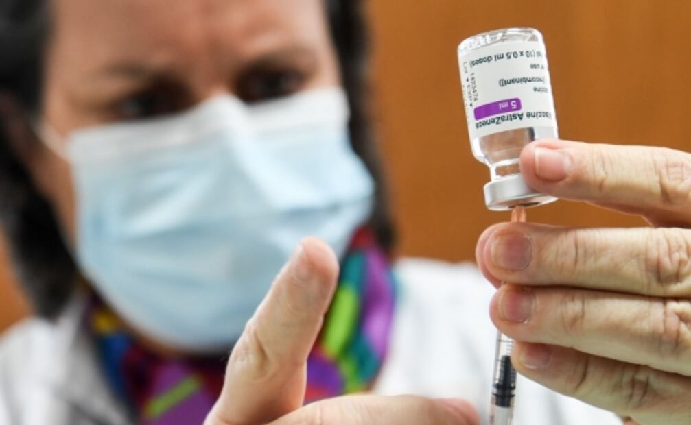 AstraZeneca actualiza su vacuna contra variante del Covid-19. Foto: Archivo / EL UNIVERSAL