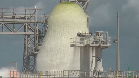 Sistema de la NASA libera más de un millón de litros de agua en un minuto