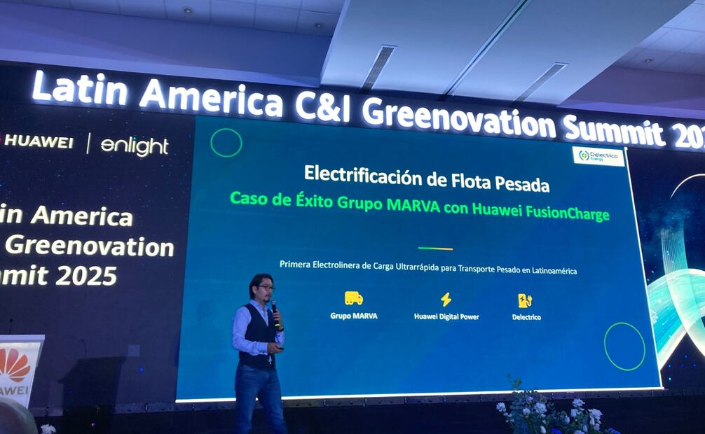 Julio Hernandez, director de Delectrico de Grupo Marva durante el Latin America C&I Greenovation Summit 2025. Foto: Samantha Godínez - EL UNIVERSAL