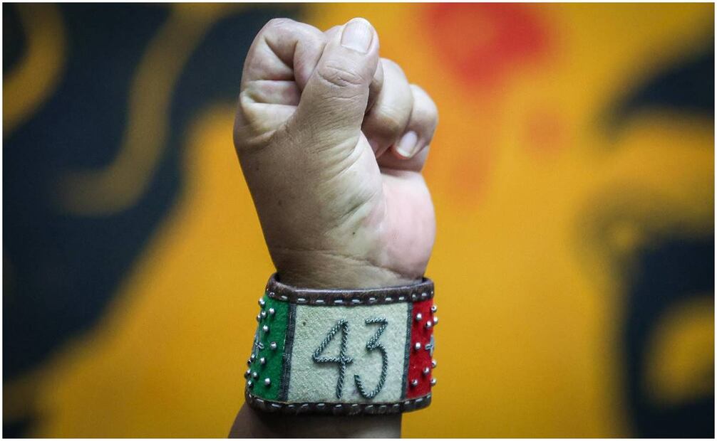 Padres de los 43 normalistas de Ayotzinapa. Foto: Diego Simón / EL UNIVERSAL