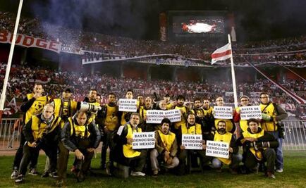 Argentine photographers protest over killing of photojournalist in Mexico