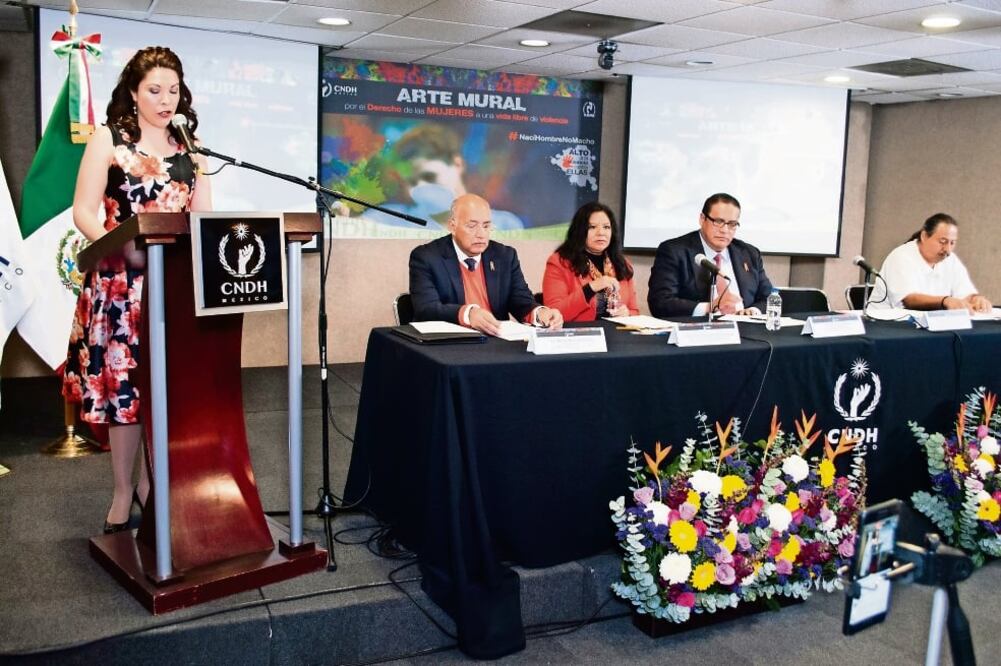 El presidente de la CNDH señaló que continuarán trabajando en acciones encaminadas a prevenir y erradicar la violencia contra las mujeres. (FOTO: ESPECIAL)