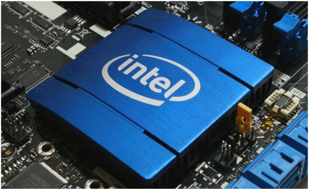 Intel planea centrar sus esfuerzos en el mercado de los chips para IA. Foto: archivo 