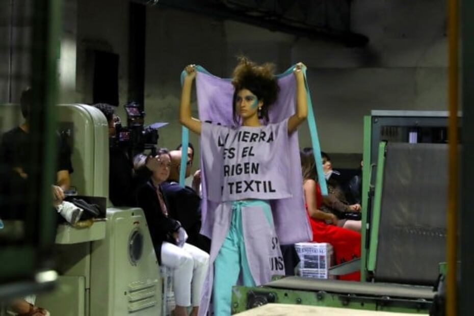 Así se vivió el desfile de Carla Fernández en EL UNIVERSAL