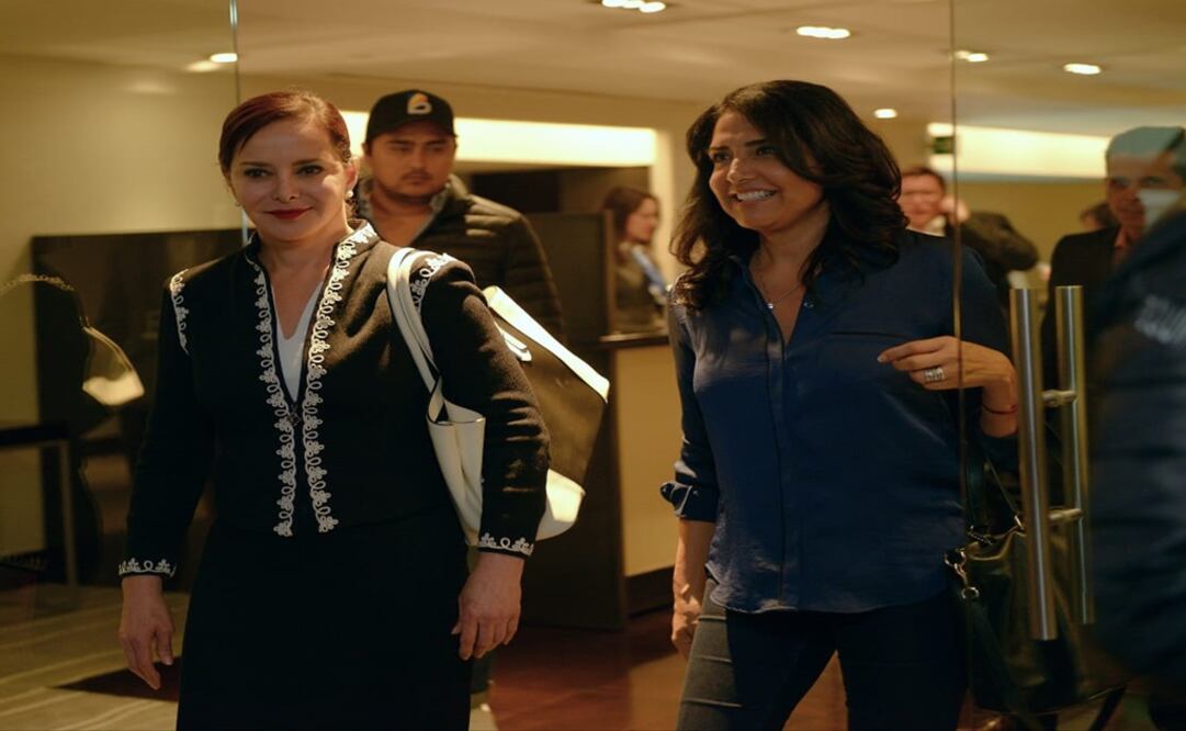 Alejandra Barrales y Purificación Carpinteyro