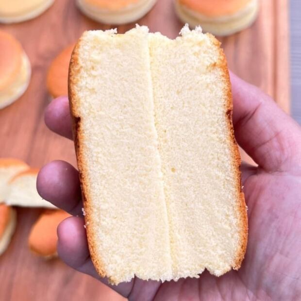 Prepara un suave cheesecake japonés en casa