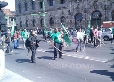Bloqueos complican circulación en centro de CDMX