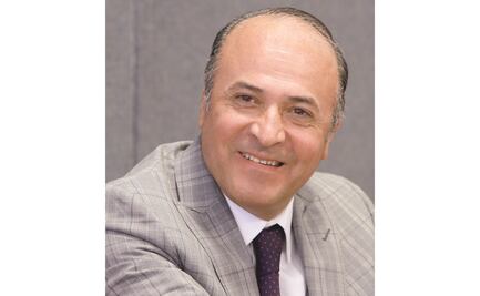 Usan a personal de Liconsa para armar pachanga