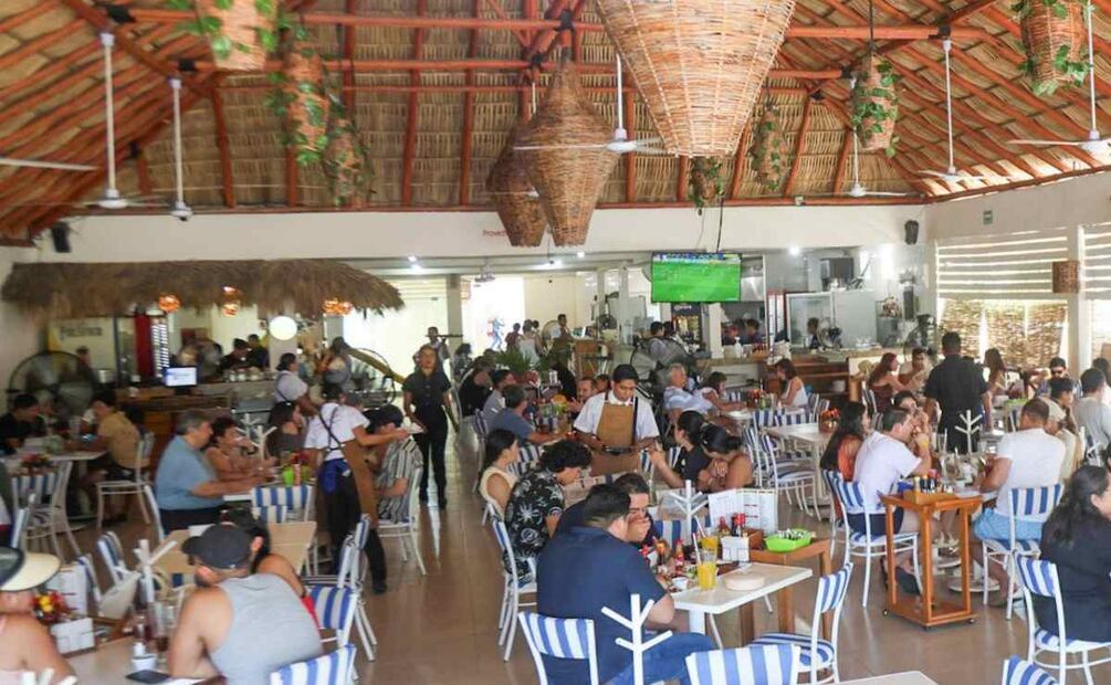 Vacacionistas en Guerrero / Foto: Especial