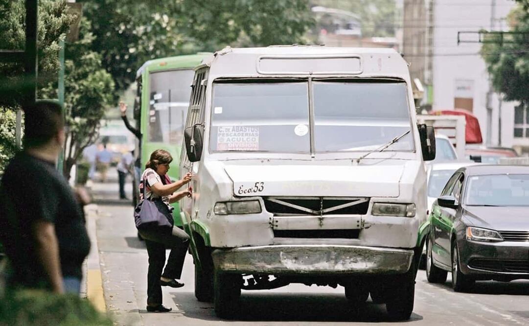 Sobre la posibilidad de que los transportistas realicen manifestaciones y bloqueos en la ciudad en los próximos días, la mandataria dijo que se va a seguir dialogando con ellos. Foto: 