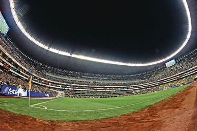 Nóminas de primera, estadios de cuarta en México