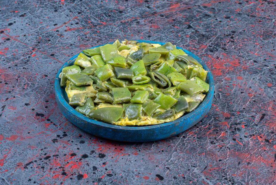Cocinar el nopal correctamente ayuda a conservar sus nutrientes y beneficios para la salud. Foto: Freepik