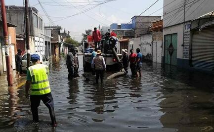 Lluvias en Ecatepec provocan inundaciones y el colapso del sistema de drenaje