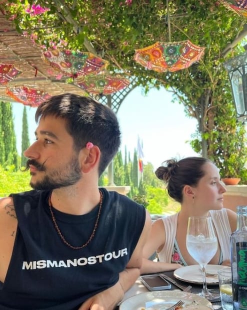 Critican que Evaluna "hostiga" a Camilo: otra vez ella dirige video de su esposo