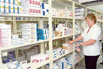 Salud aplaza por cuarta ocasión la licitación para compra de medicamentos