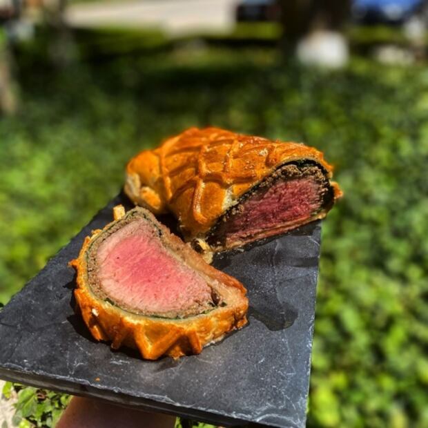 Lugares para comer sándwiches y tapas además de tiendas delicatessen