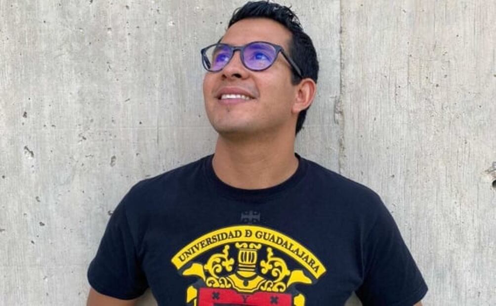 Alumnos de la UdG exigen liberación de estudiantes encarcelados; montan campamento frente a Casa Jalisco