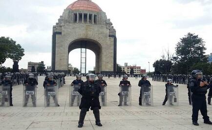 Cercan granaderos el Monumento a la Revolución