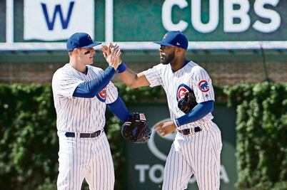 Rizzo vive gran día con Cubs