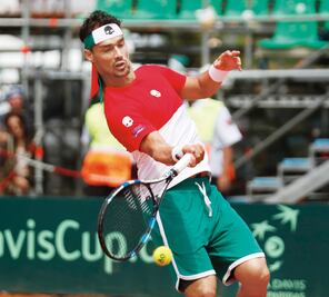 Fognini somete a Pella