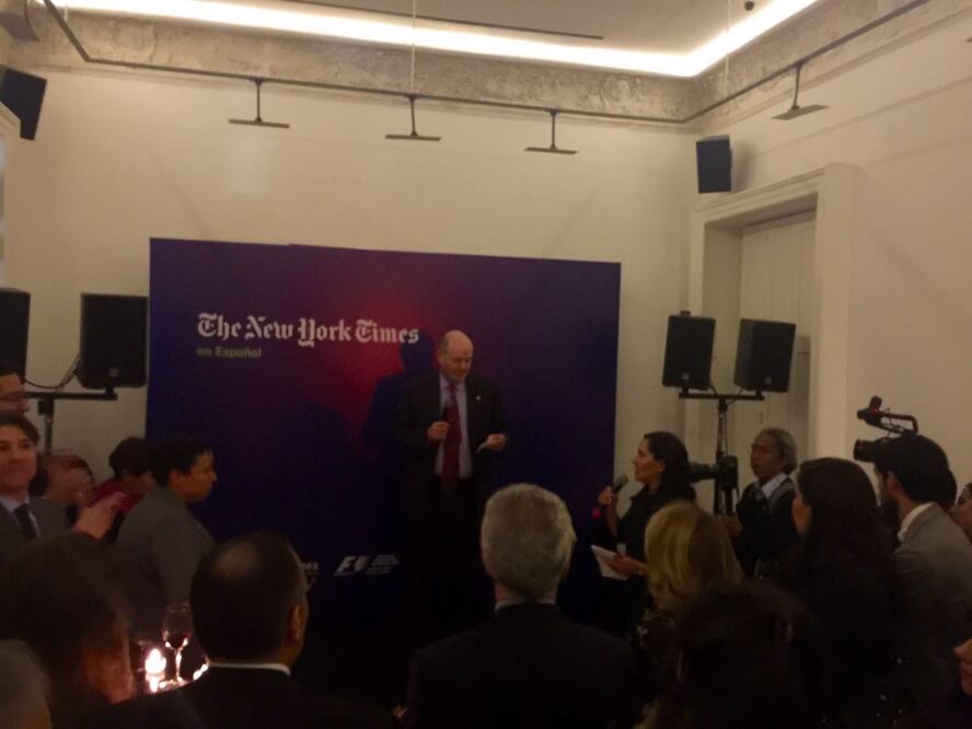 En la foto: Mark Thompson, CEO del rotativo (ESPECIAL)