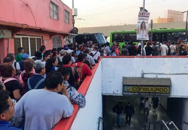 “Es un horror tomar el Metro, siempre es lo mismo”