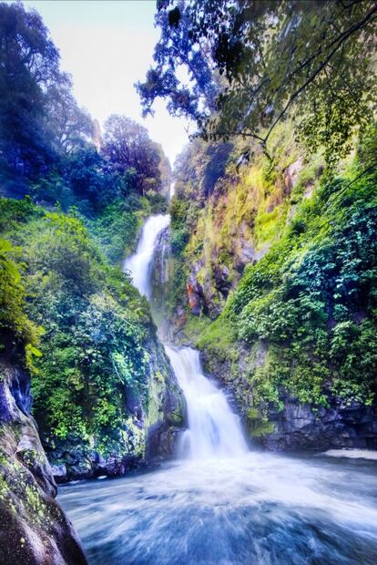 Cascadas, aguas termales y la Feria de la Esfera en el Pueblo Mágico de Chignahuapan