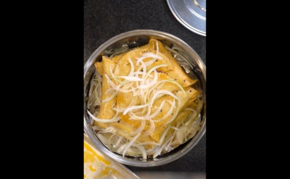 Chef en proceso rompe internet con sus tacos sudados de chicharrón