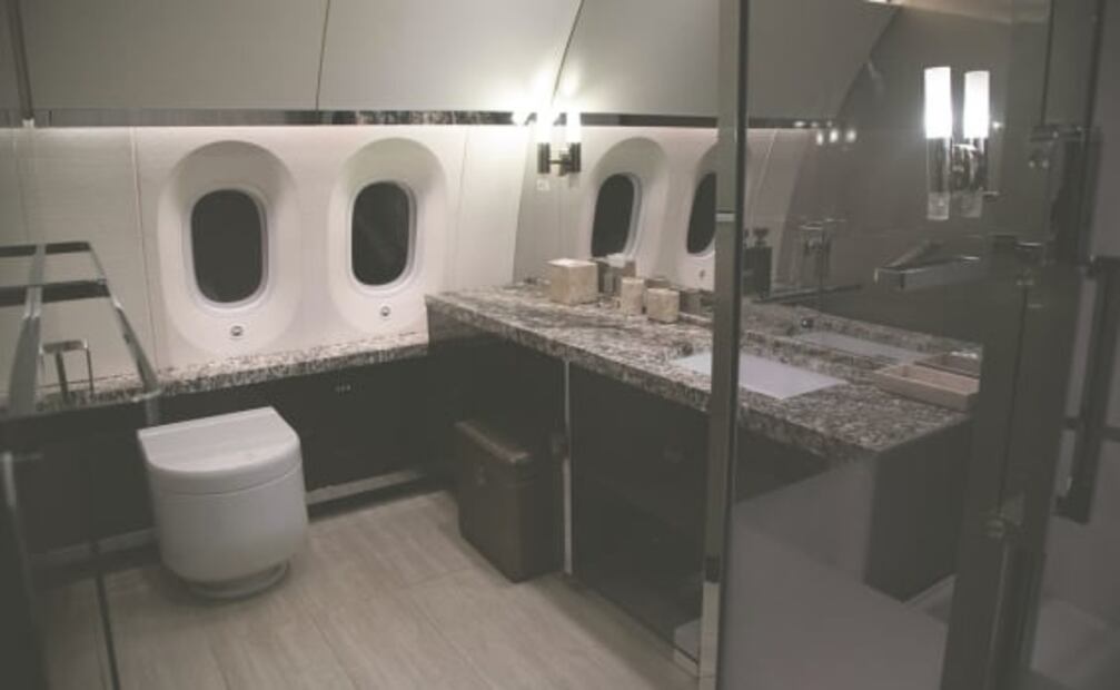 Así era viajar en el avión presidencial “José María Morelos”, con “Marte” y “Acuario”