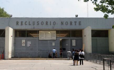 Presentan ante un juez a 4 de los 5 detenidos tras hallazgo de una cabeza afuera del Reclusorio Norte