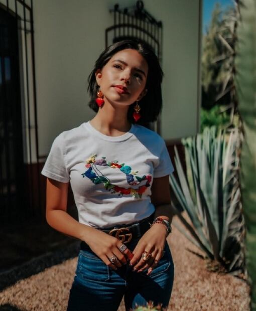 Los lujosos accesorios Gucci que presume Ángela Aguilar